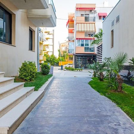 Seaview Luxury Suite By Ps โกเลม ภายนอก รูปภาพ
