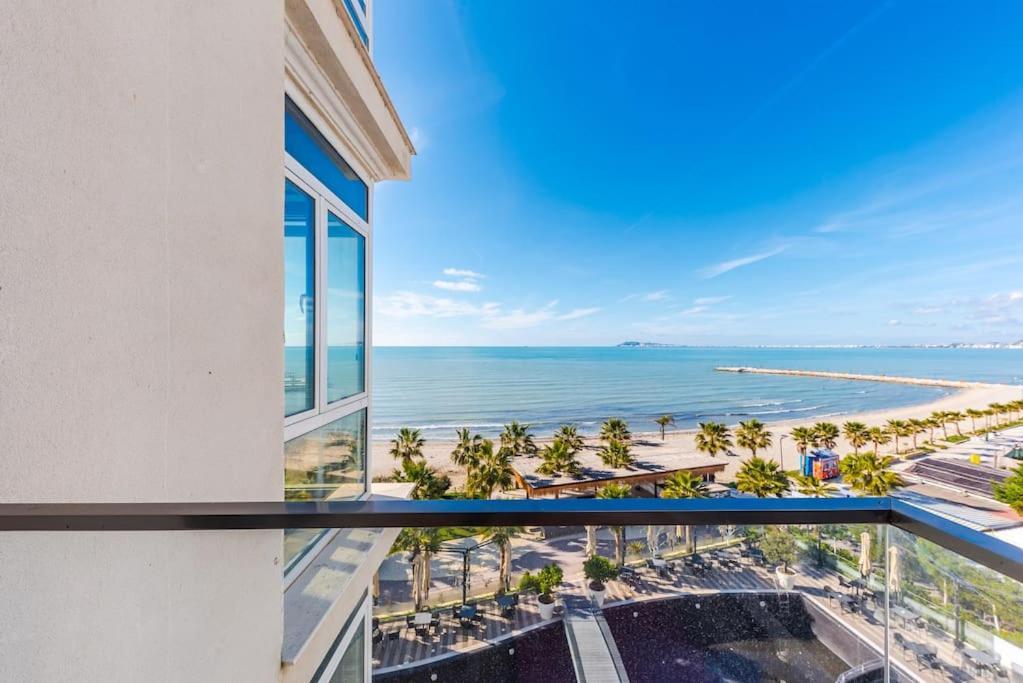 Seaview Luxury Suite By Ps โกเลม ภายนอก รูปภาพ