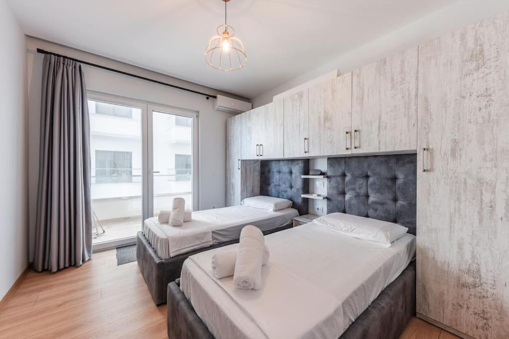 Seaview Luxury Suite By Ps โกเลม ภายนอก รูปภาพ